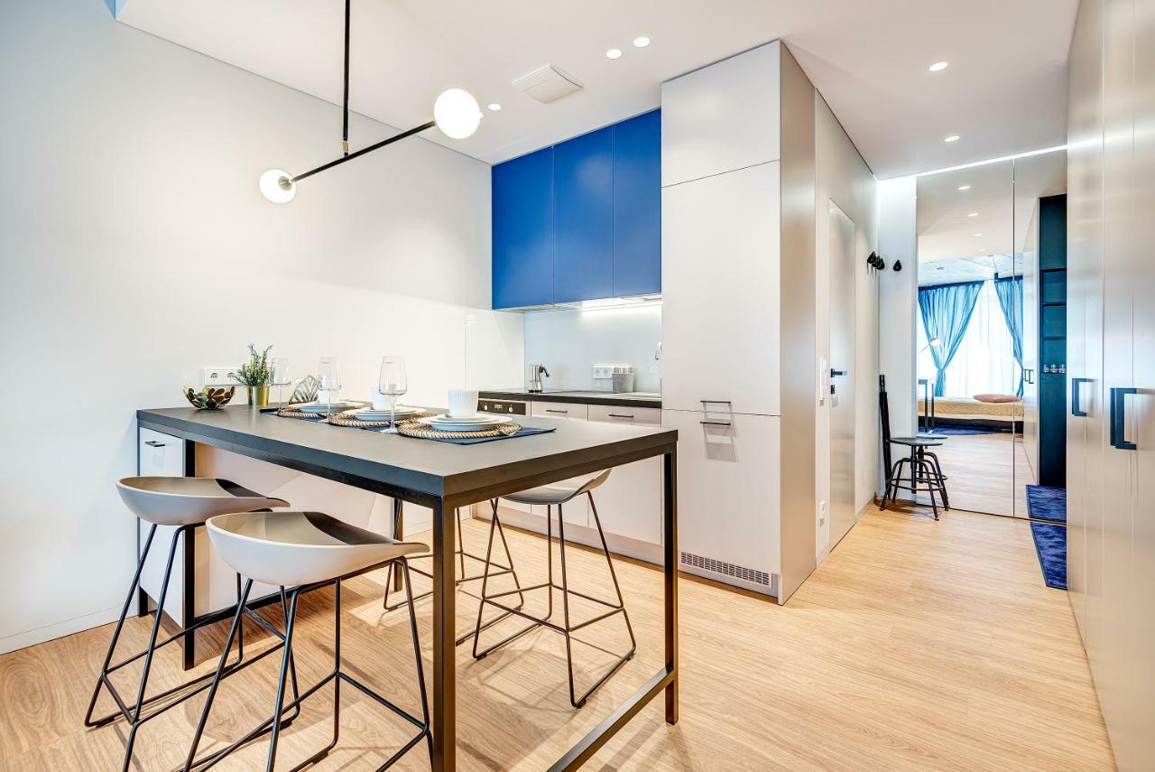 Happy Inn Gold Studio, Self Check-In, Parking In The Underground Garage VNO Extérieur photo