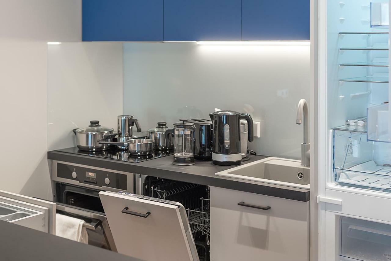 Happy Inn Gold Studio, Self Check-In, Parking In The Underground Garage VNO Extérieur photo