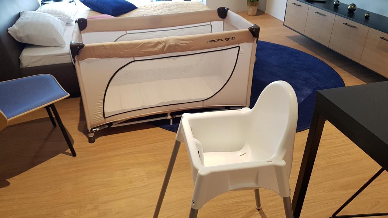 Happy Inn Gold Studio, Self Check-In, Parking In The Underground Garage VNO Extérieur photo